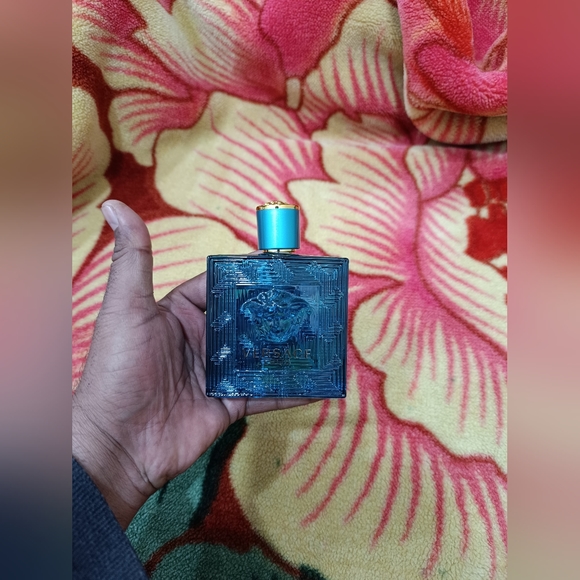 Versace Eros - Picture 5 of 6